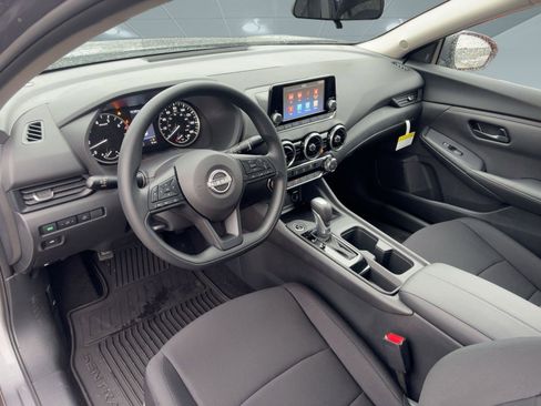 New 2025 Nissan Sentra S image 4