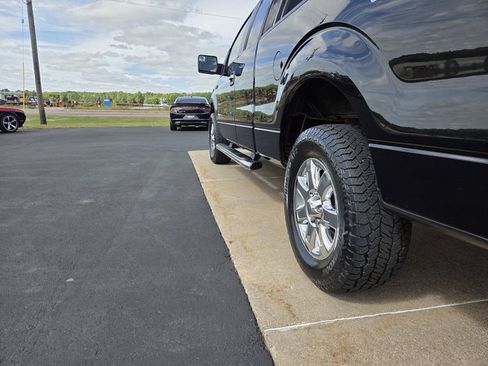 Used 2014 Ford F150 XLT w/ Equipment Group 302A Luxury AWD/4WD image 10