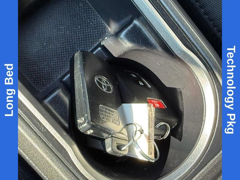 Used 2021 Toyota Tacoma TRD Sport w/ Technology Package AWD/4WD image 30