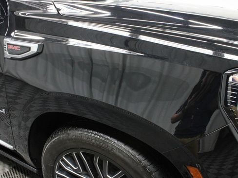 Used 2025 GMC Yukon Denali w/ Denali Reserve Package AWD/4WD image 40