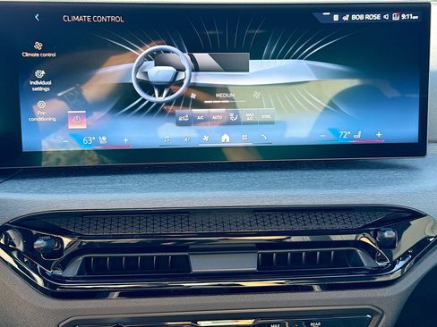 New 2026 BMW 330i Sedan w/ M Sport Package RWD image 35