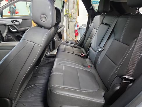 Used 2024 Chevrolet Blazer LT w/ LPO, Floor Liner Package FWD image 13