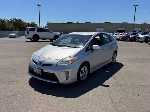 Used 2013 Toyota Prius Two FWD image 5