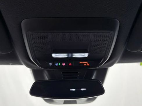 New 2026 Chevrolet Equinox EV LT FWD image 41