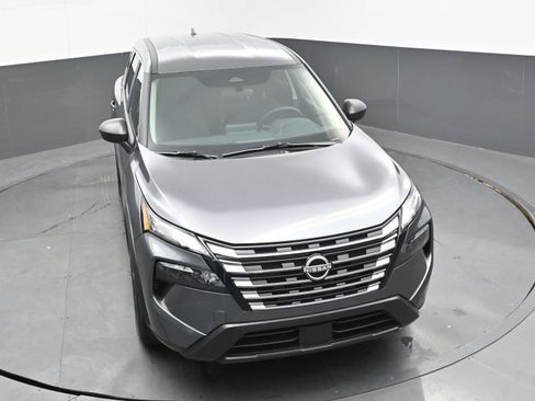 Certified 2025 Nissan Rogue S image 27