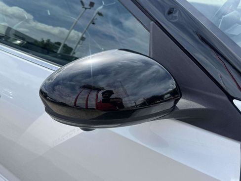 Used 2024 Nissan Sentra SR w/ SR Premium Package FWD image 10