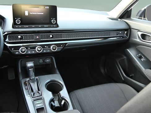 Used 2024 Honda Civic EX image 10
