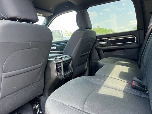 Used 2025 RAM 2500 Big Horn AWD/4WD image 30