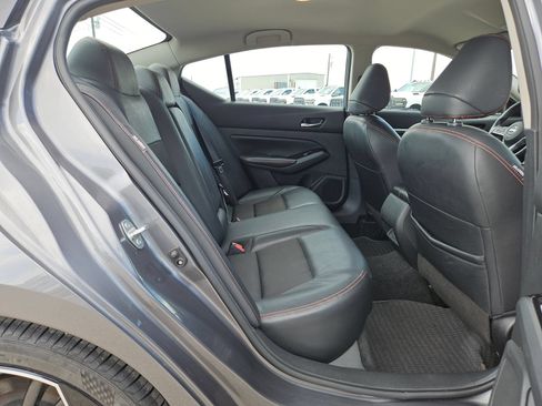 Used 2024 Nissan Altima 2.5 SR FWD image 25
