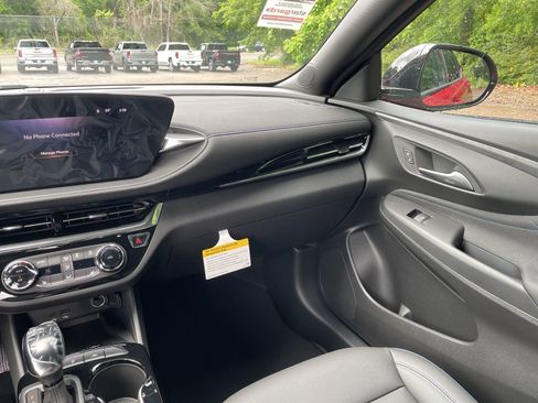 New 2026 Buick Envista Sport Touring w/ Convenience I Package FWD image 27