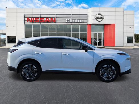 New 2026 Nissan Murano SL AWD/4WD image 2
