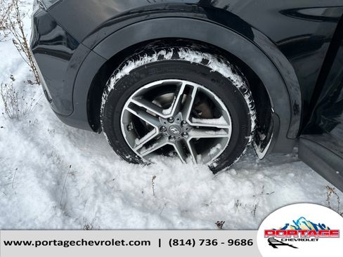 Used 2017 Hyundai Santa Fe SE image 31