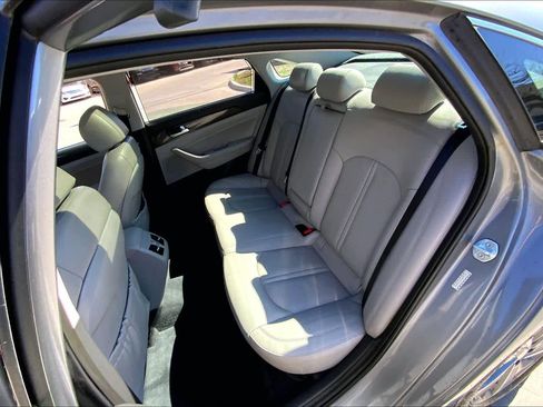 Used 2018 Hyundai Sonata Limited w/ Ultimate Package 02 image 20