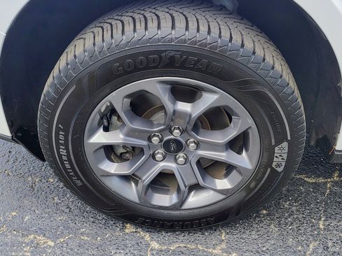 Used 2022 Ford Maverick XLT FWD image 11