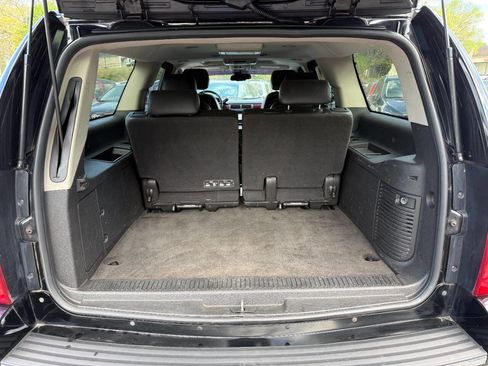 Used 2013 Chevrolet Suburban LTZ image 32
