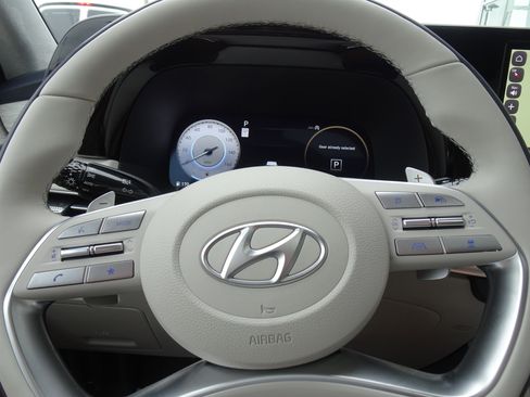 Used 2025 Hyundai Palisade Calligraphy AWD/4WD image 24