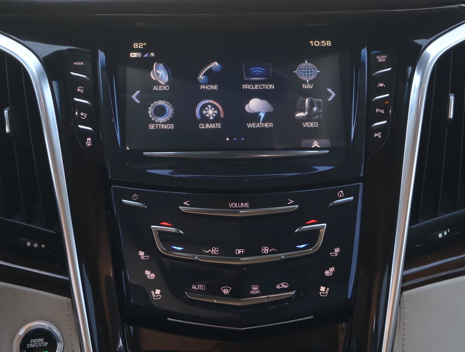Used 2017 Cadillac Escalade ESV Premium Luxury RWD image 16