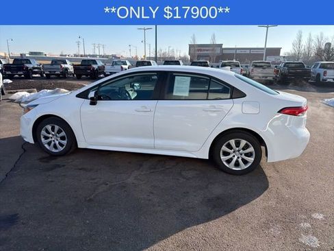 Used 2024 Toyota Corolla LE image 7