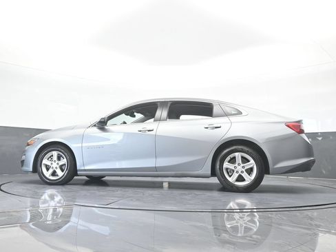 Used 2024 Chevrolet Malibu LT FWD image 57