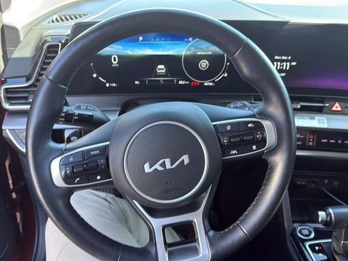 Used 2023 Kia Sportage SX image 4