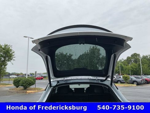 Used 2023 Tesla Model Y Long Range AWD/4WD image 17