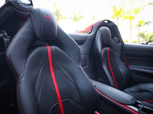 Certified 2021 Ferrari 812 GTS RWD image 58