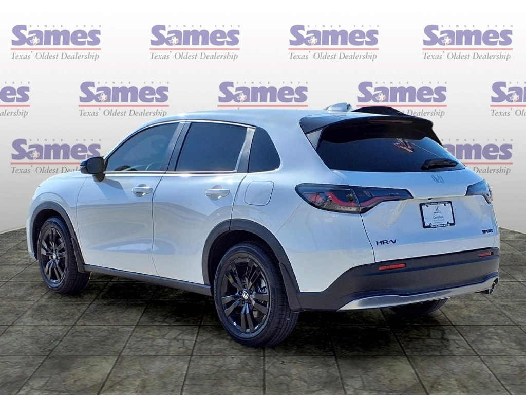 Certified 2026 Honda HR-V Sport image 5