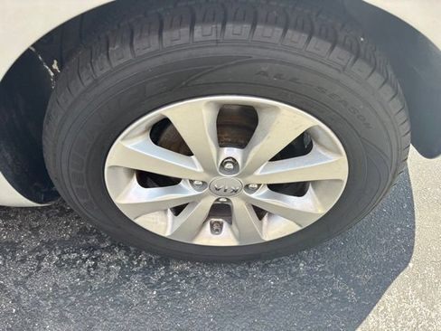 Used 2013 Kia Rio EX w/ Convenience Pkg FWD image 22