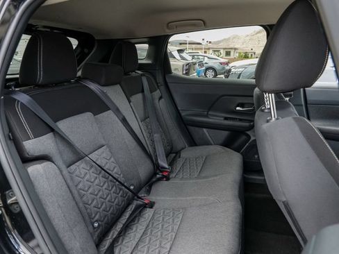 Used 2025 Nissan Kicks SV FWD image 20