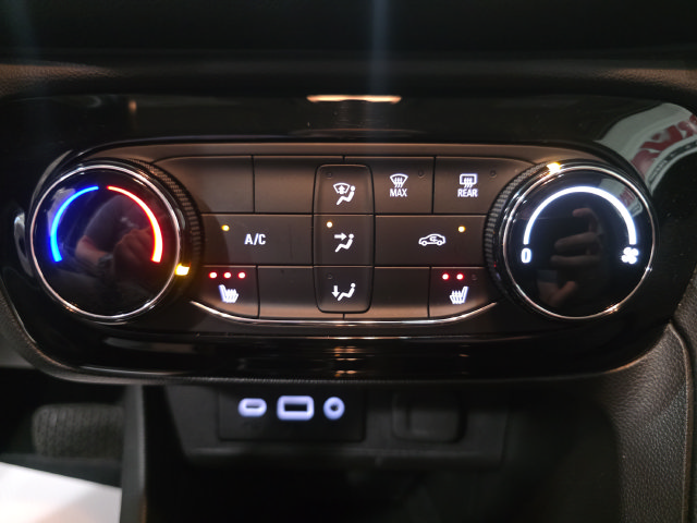 Used 2022 Buick Encore GX Preferred w/ Cold Weather Comfort Package FWD image 20