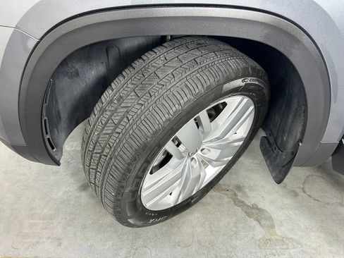 Used 2019 Volkswagen Atlas SEL AWD/4WD image 28