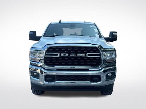 Used 2024 RAM 2500 Big Horn AWD/4WD image 10