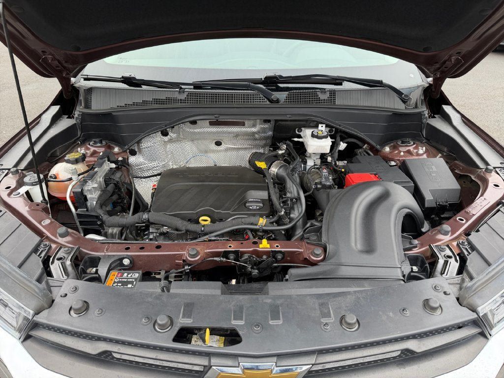 Used 2022 Chevrolet TrailBlazer LT w/ Convenience Package FWD image 30