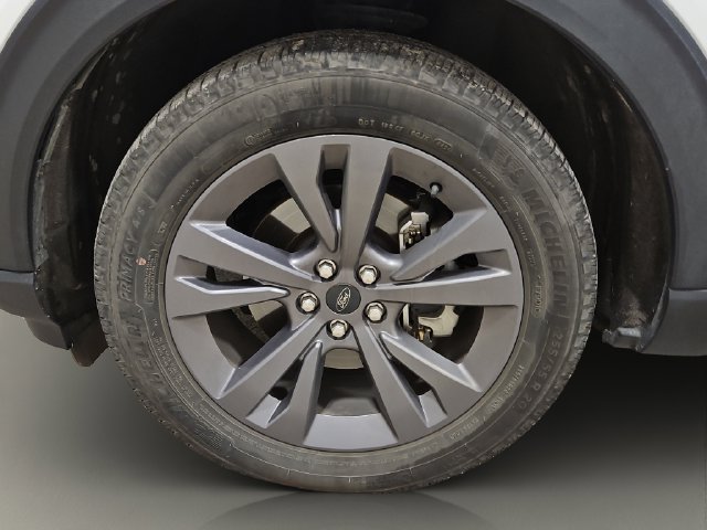 Certified 2024 Ford Explorer XLT w/ Equipment Group 202A AWD/4WD image 25