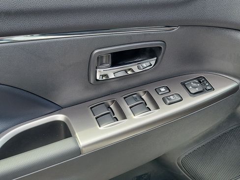 New 2026 Mitsubishi Outlander Sport SE AWD/4WD image 18