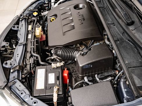 Used 2015 Toyota Corolla LE FWD image 49
