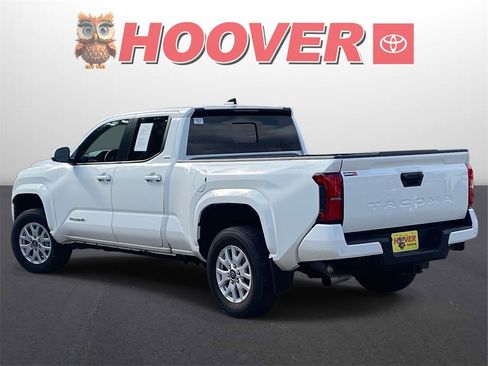 Used 2024 Toyota Tacoma SR5 image 5