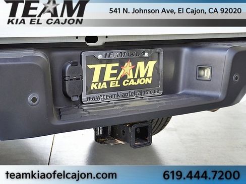 Used 2023 Nissan Frontier SV w/ Midnight Edition Package image 15