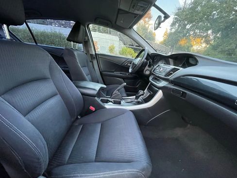 Used 2014 Honda Accord Sport image 7