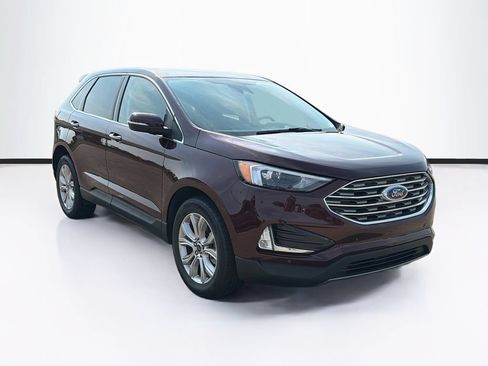 Used 2024 Ford Edge Titanium AWD/4WD image 3