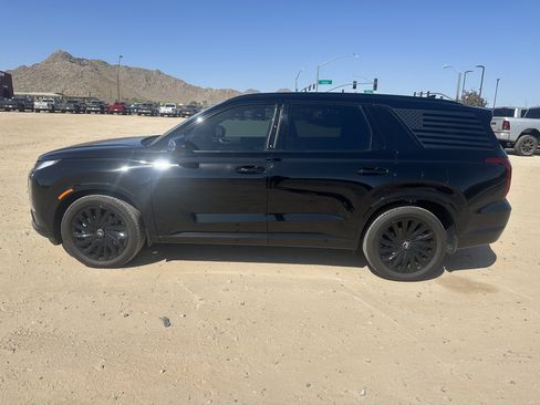 Used 2025 Hyundai Palisade Calligraphy AWD/4WD image 2