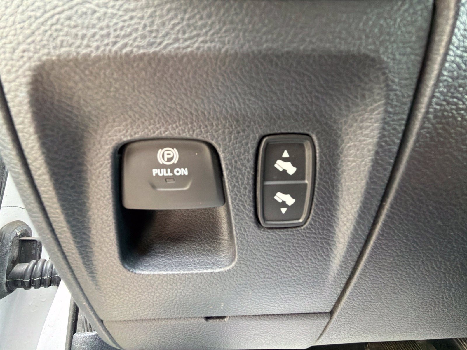 Used 2021 RAM 1500 Limited w/ Off-Road Group AWD/4WD image 17