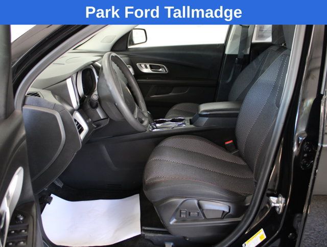 Used 2017 Chevrolet Equinox LS FWD image 13