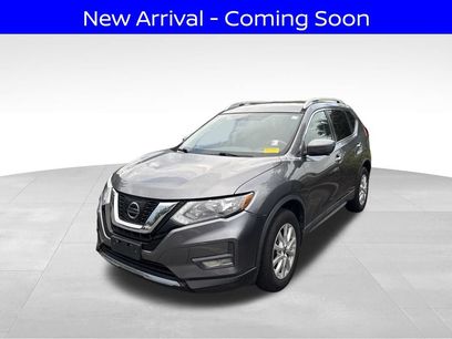 Used 2017 Nissan Rogue SV w/ SV Premium Package