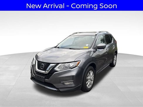 Used 2017 Nissan Rogue SV w/ SV Premium Package AWD/4WD image 1