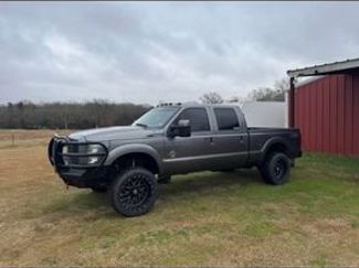 Used 2011 Ford F250 Lariat w/ Lariat Interior Pkg video 1