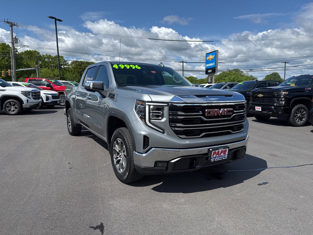 Used 2026 GMC Sierra 1500 SLT AWD/4WD image 2
