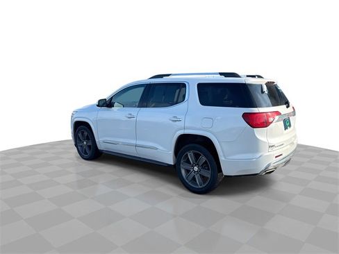 Certified 2017 GMC Acadia Denali w/ Technology Package image 6