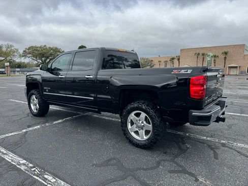 Used 2015 Chevrolet Silverado 2500 LTZ w/ LTZ Plus Package image 8