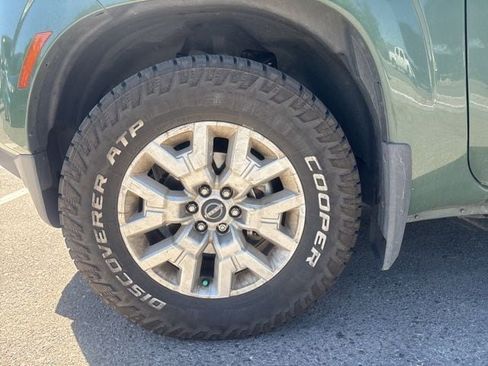 Certified 2022 Nissan Frontier SV RWD image 5
